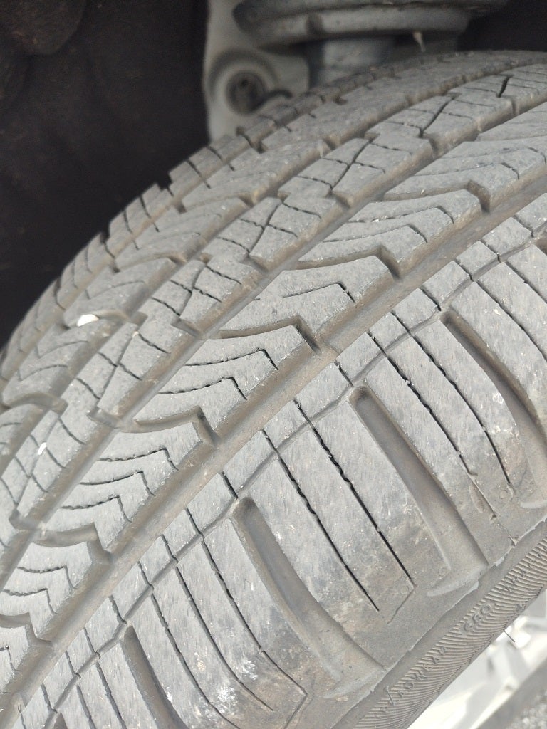 2023 Chevrolet Traverse FWD LT Cloth