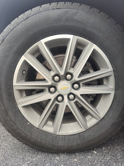 2023 Chevrolet Traverse FWD LT Cloth