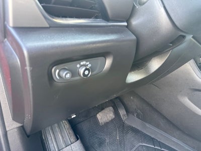 2023 Chevrolet Traverse AWD LT Leather