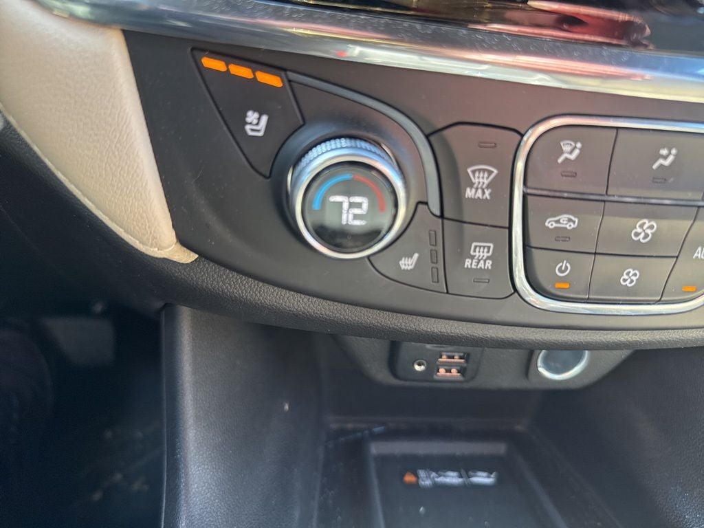 2022 Chevrolet Traverse AWD Premier