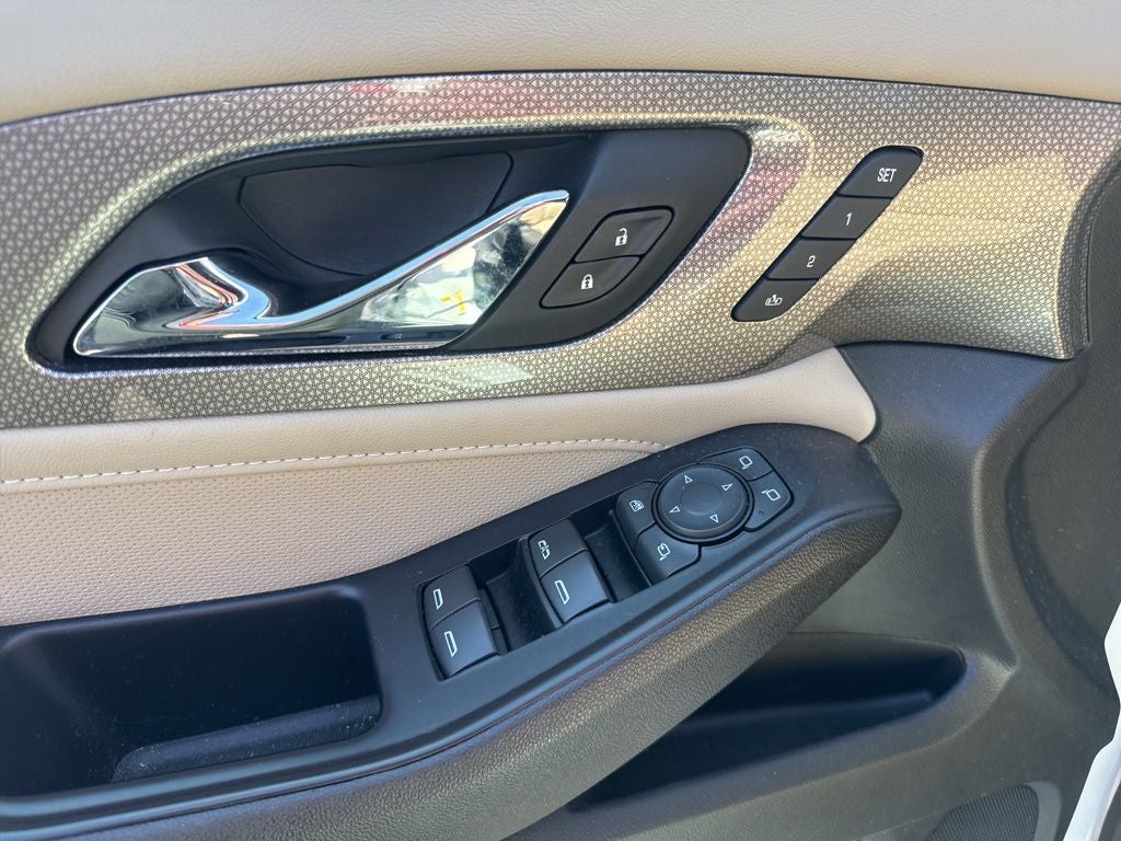 2022 Chevrolet Traverse AWD Premier