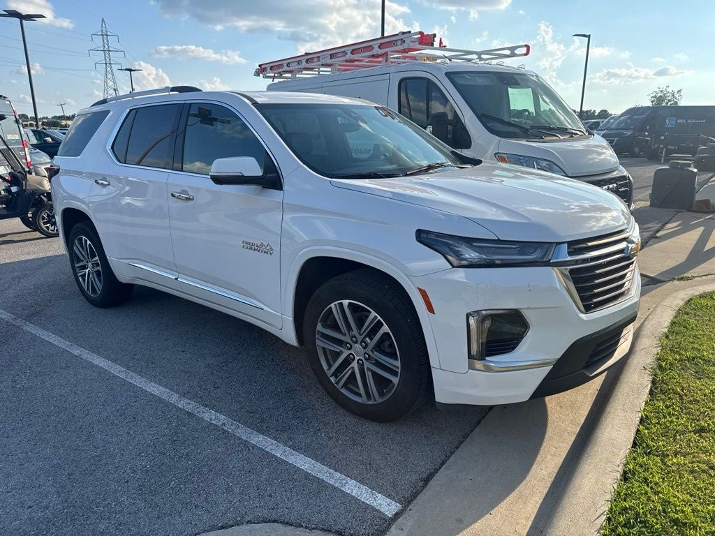 2023 Chevrolet Traverse AWD High Country
