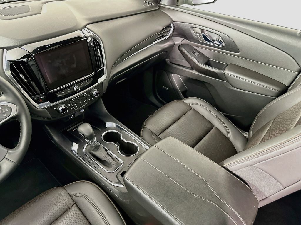 2023 Chevrolet Traverse AWD High Country