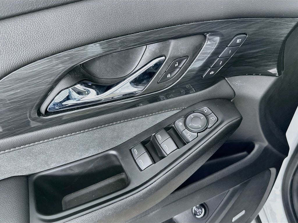 2023 Chevrolet Traverse AWD High Country