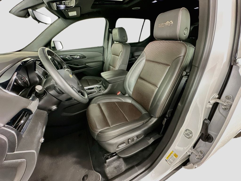 2023 Chevrolet Traverse AWD High Country