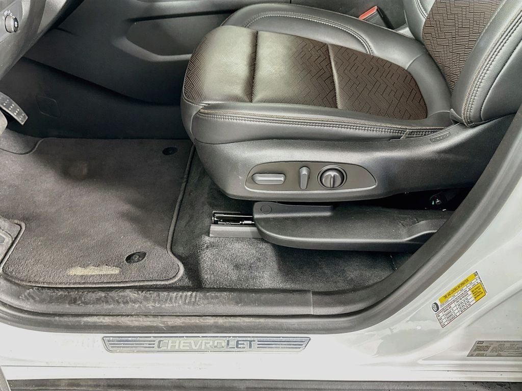 2023 Chevrolet Traverse AWD High Country