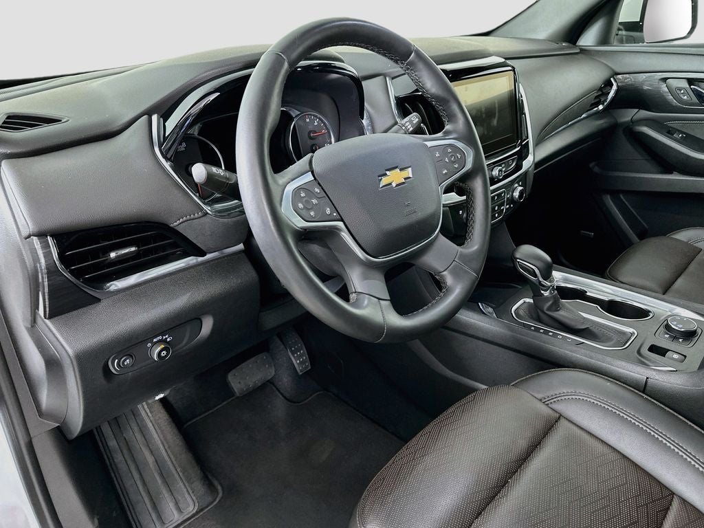 2023 Chevrolet Traverse AWD High Country