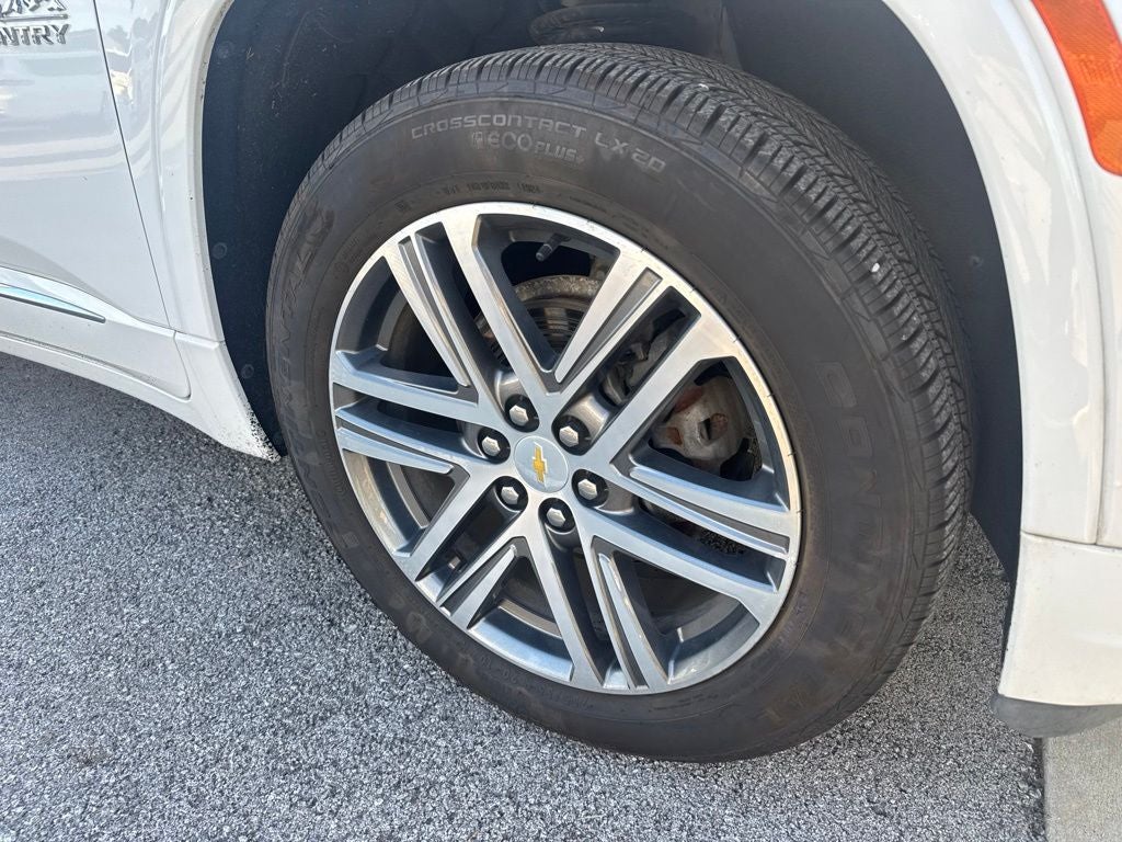 2023 Chevrolet Traverse AWD High Country