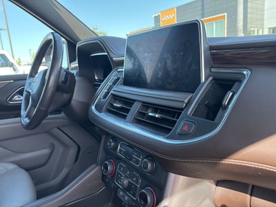 2022 Chevrolet Suburban 4WD LT