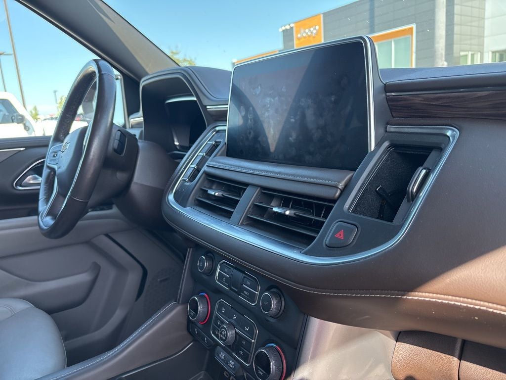 2022 Chevrolet Suburban 4WD LT