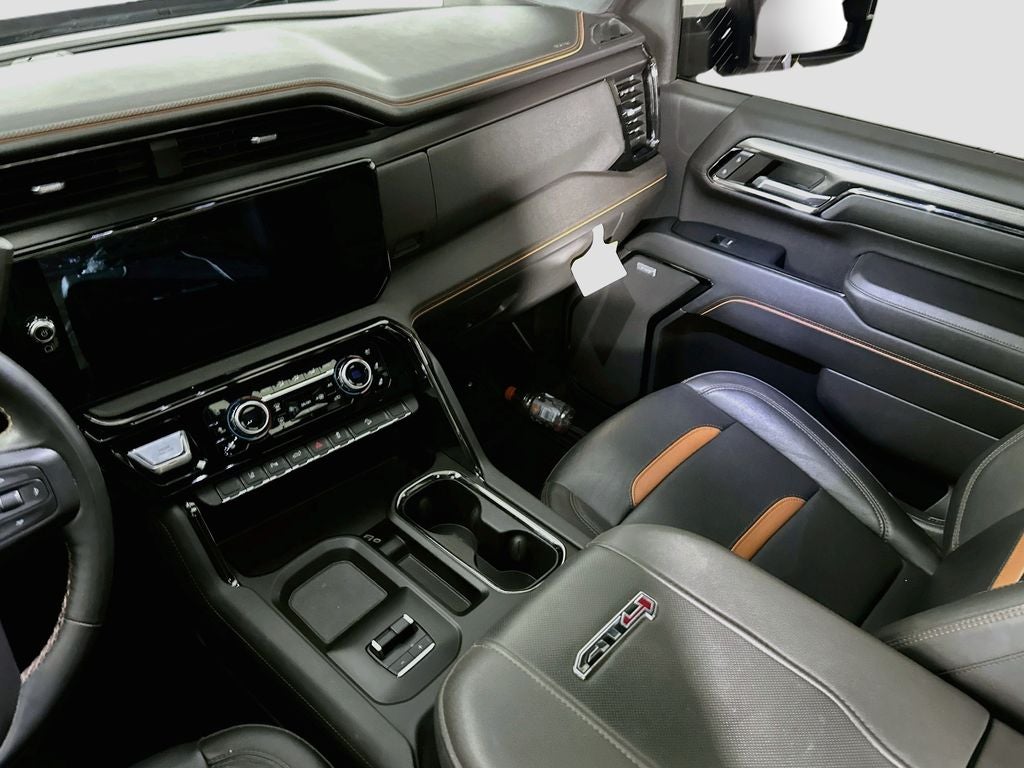 2024 GMC Sierra 2500HD 4WD Crew Cab Standard Bed AT4