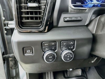 2024 GMC Sierra 2500HD 4WD Crew Cab Standard Bed AT4