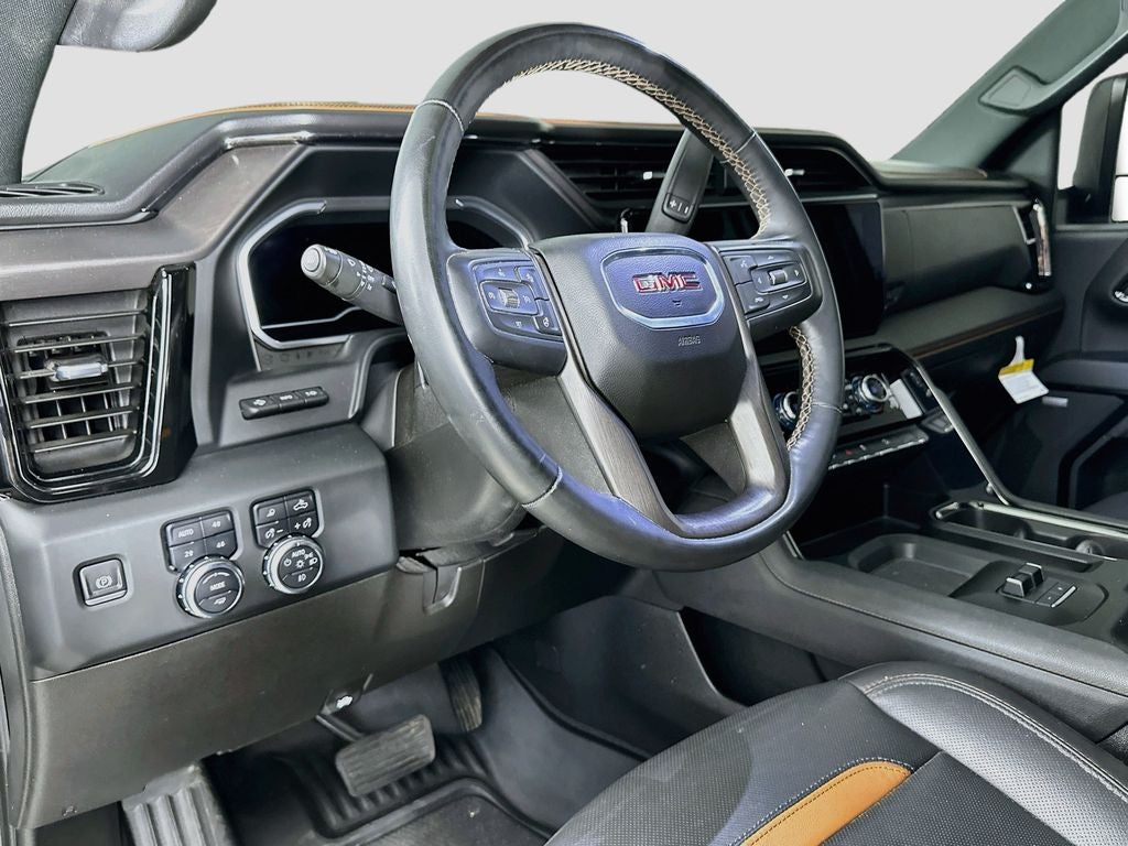 2024 GMC Sierra 2500HD 4WD Crew Cab Standard Bed AT4
