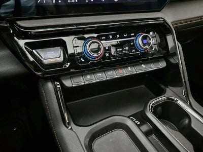 2024 GMC Sierra 2500HD 4WD Crew Cab Standard Bed AT4