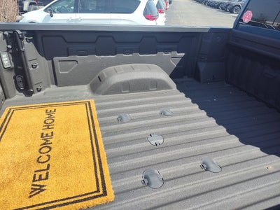 2024 GMC Sierra 2500HD 4WD Crew Cab Standard Bed Denali