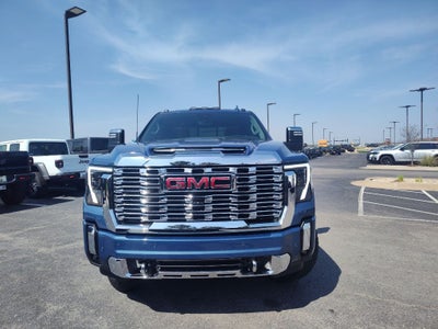 2024 GMC Sierra 2500HD 4WD Crew Cab Standard Bed Denali