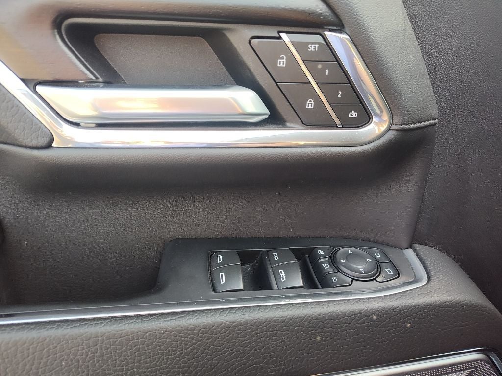 2024 GMC Sierra 2500HD 4WD Crew Cab Standard Bed Denali