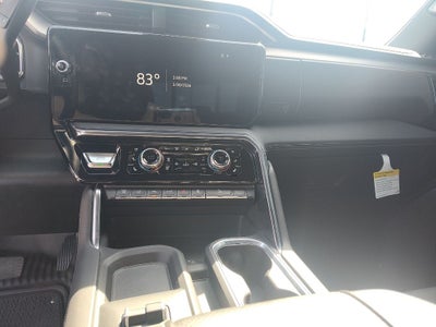 2024 GMC Sierra 2500HD 4WD Crew Cab Standard Bed Denali