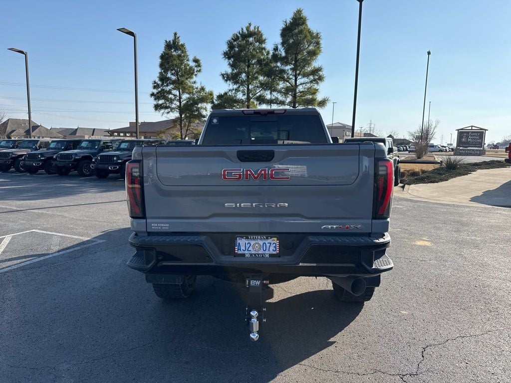 2024 GMC Sierra 2500HD 4WD Crew Cab Standard Bed AT4X