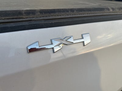 2024 GMC Sierra 1500 4WD Crew Cab Short Box Pro