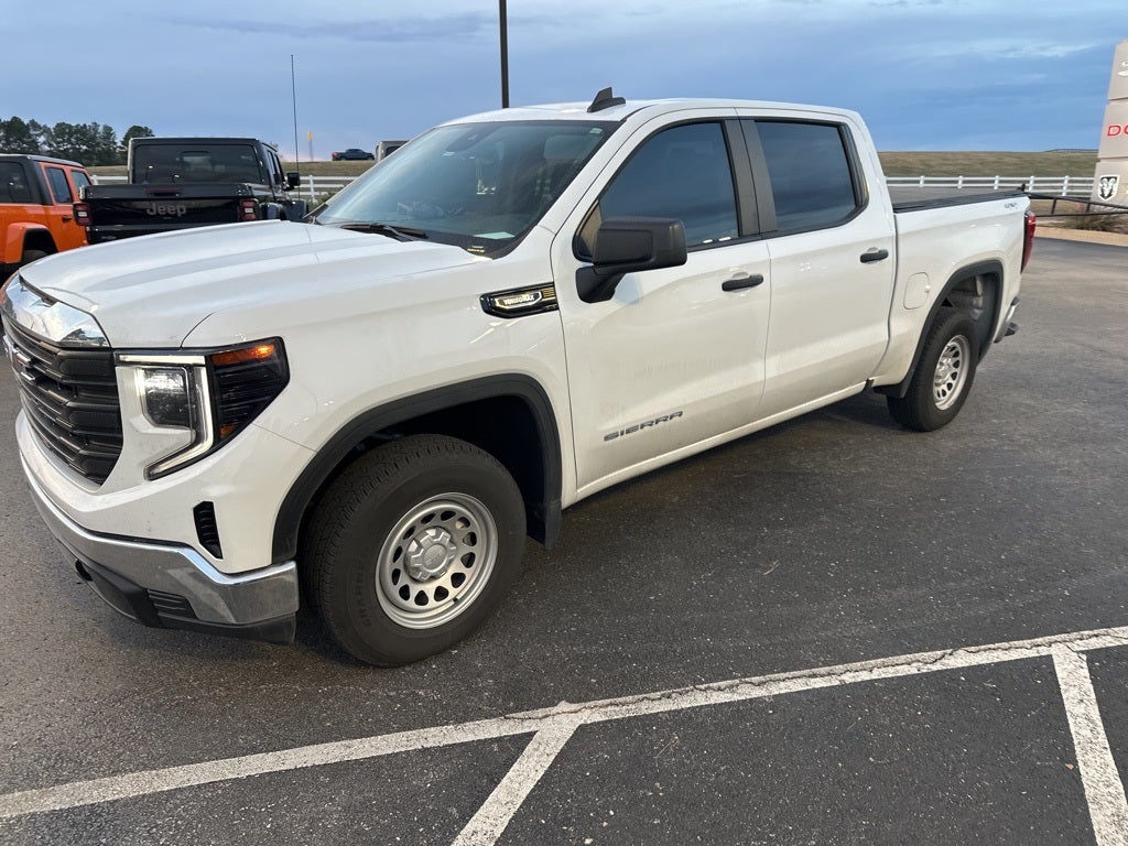 2024 GMC Sierra 1500 4WD Crew Cab Short Box Pro