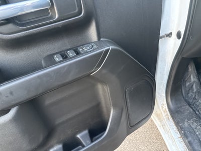 2022 GMC Sierra 1500 4WD Double Cab Standard Box Pro