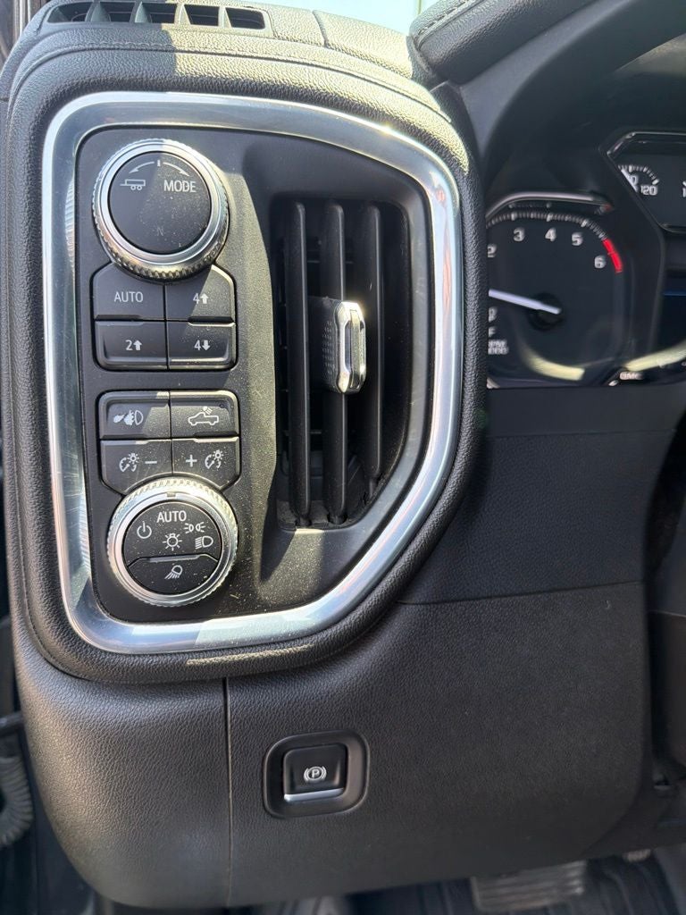 2021 GMC Sierra 1500 4WD Crew Cab Short Box SLT