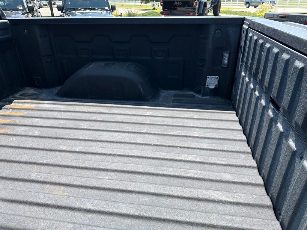 2021 GMC Sierra 1500 4WD Crew Cab Short Box SLT