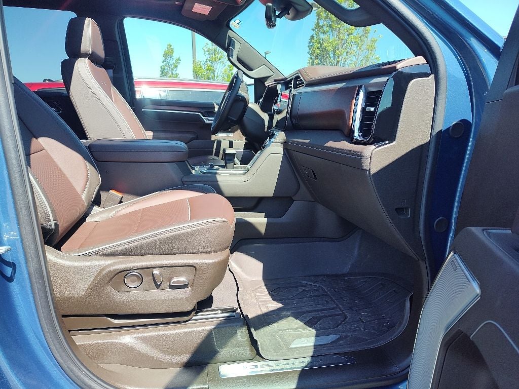 2025 GMC Sierra 1500 4WD Crew Cab Short Box Denali