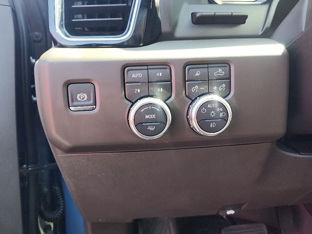 2025 GMC Sierra 1500 4WD Crew Cab Short Box Denali