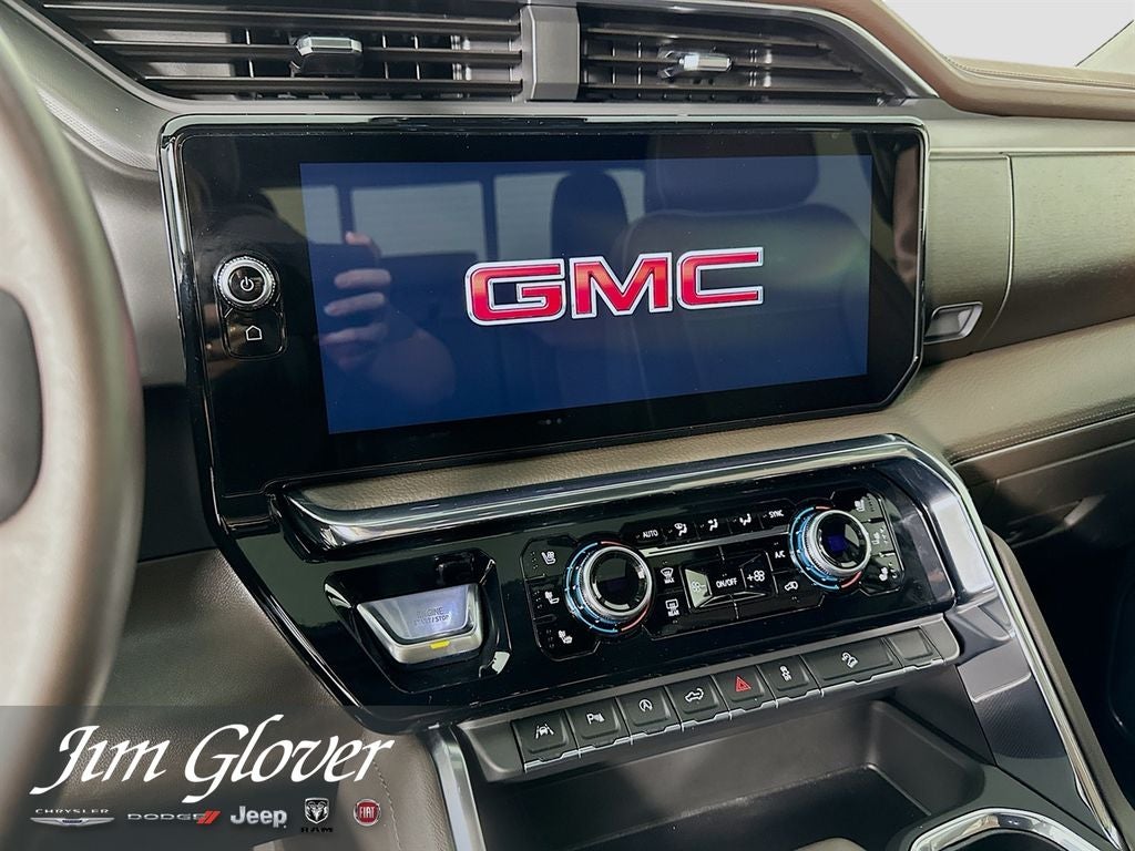 2025 GMC Sierra 1500 4WD Crew Cab Short Box Denali