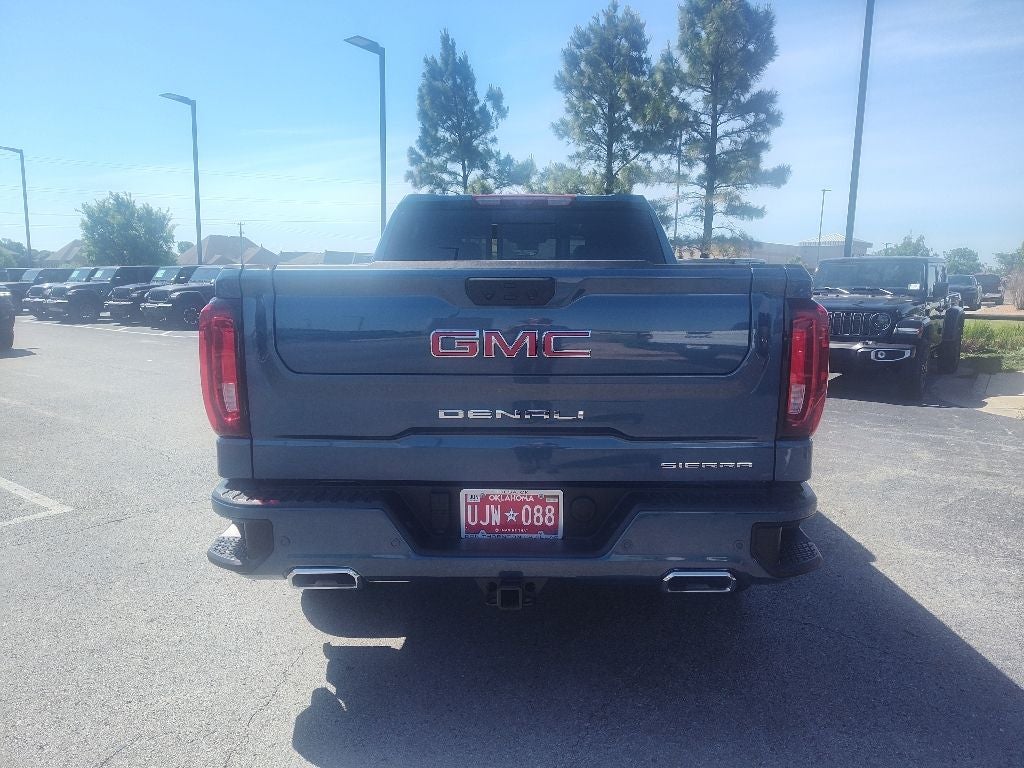2025 GMC Sierra 1500 4WD Crew Cab Short Box Denali