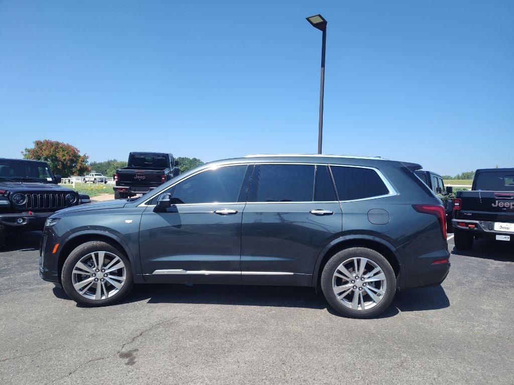 2023 Cadillac XT6 Premium Luxury