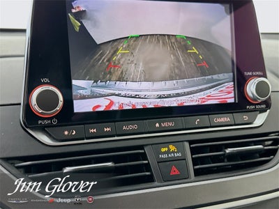 2023 Nissan Altima SR FWD