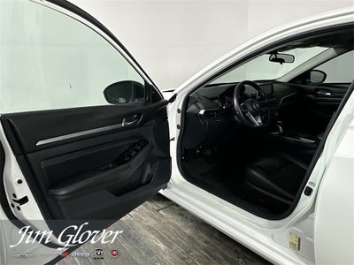 2021 Nissan Altima SR FWD