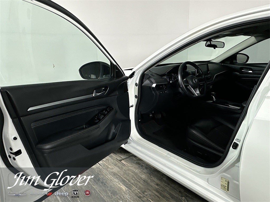 2021 Nissan Altima SR FWD