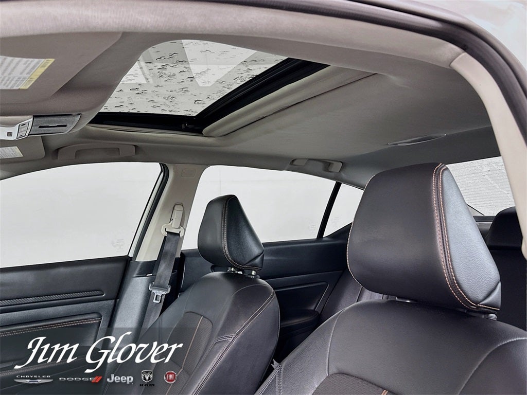 2021 Nissan Altima SR FWD