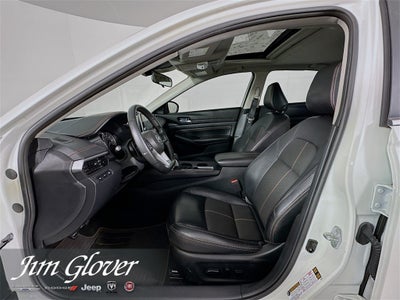 2021 Nissan Altima SR FWD