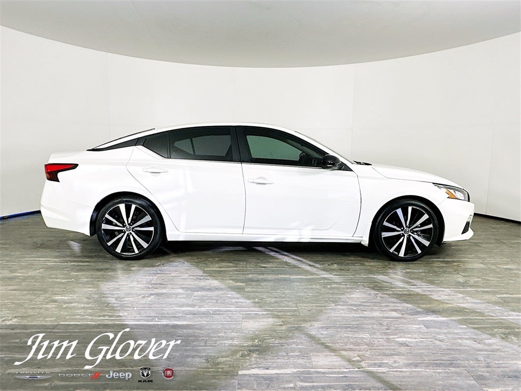 2021 Nissan Altima SR FWD