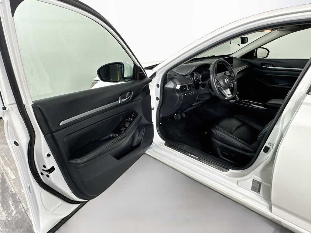 2024 Nissan Altima SL FWD