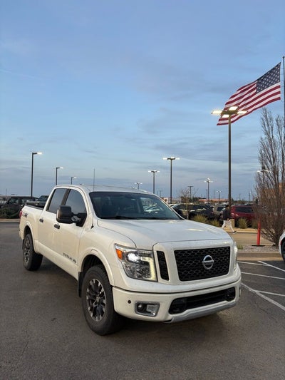 2018 Nissan Titan PRO-4X