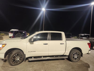 2021 Nissan Titan Crew Cab SV 4x4