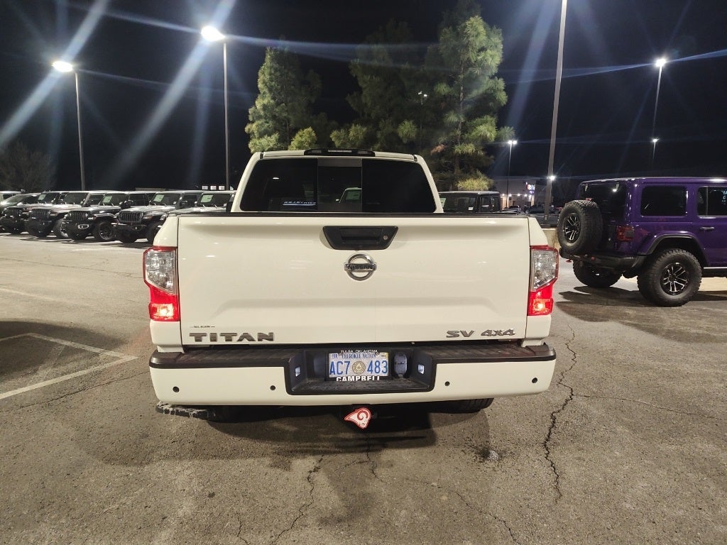 2021 Nissan Titan Crew Cab SV 4x4