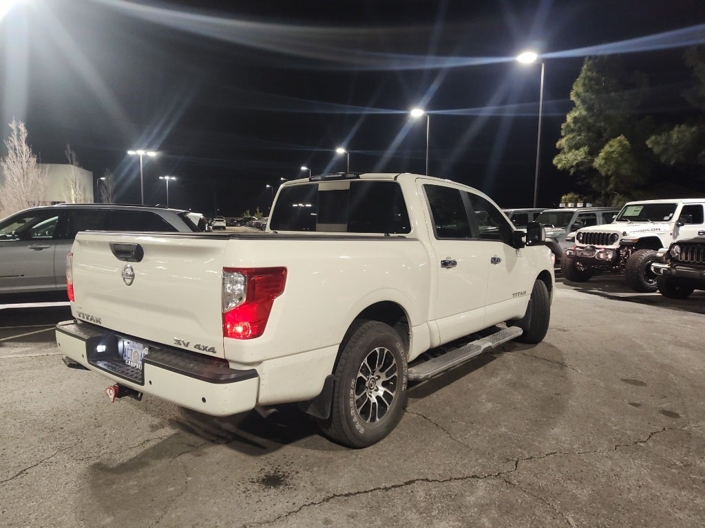 2021 Nissan Titan Crew Cab SV 4x4