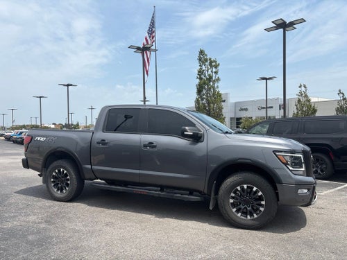 2023 Nissan Titan Crew Cab PRO-4X 4x4