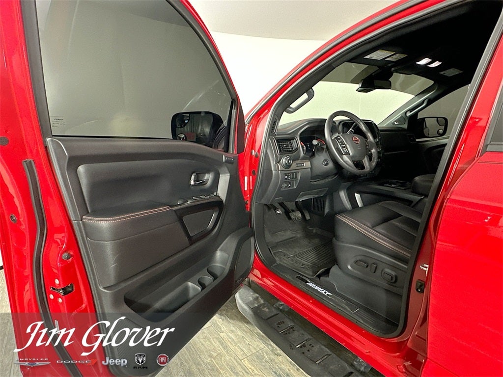 2023 Nissan Titan Crew Cab PRO-4X 4x4