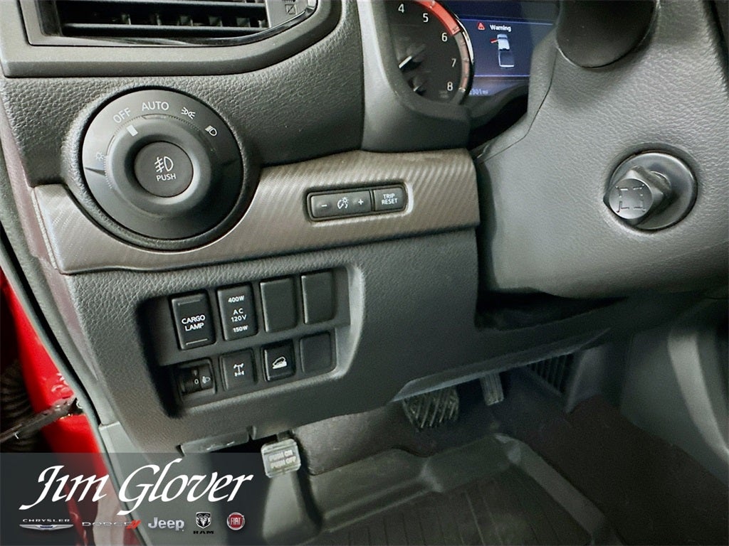 2023 Nissan Titan Crew Cab PRO-4X 4x4