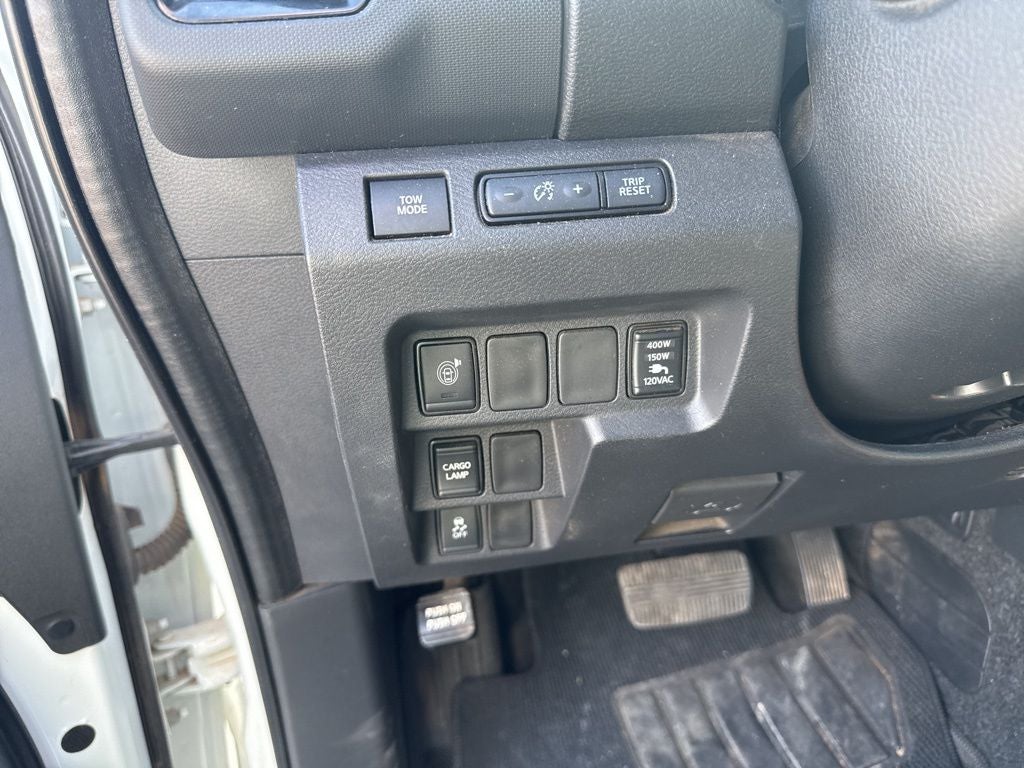 2022 Nissan Frontier Crew Cab PRO-X 4x2