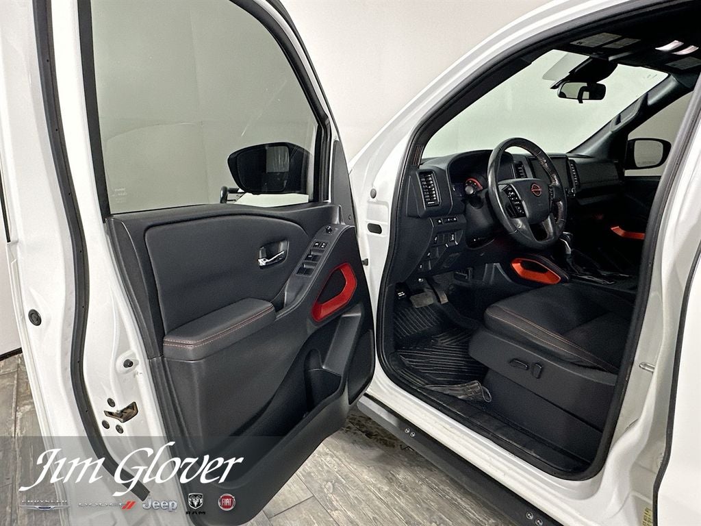 2022 Nissan Frontier Crew Cab PRO-X 4x2