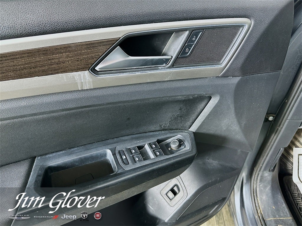 2018 Volkswagen Atlas 2.0T SE w/Technology